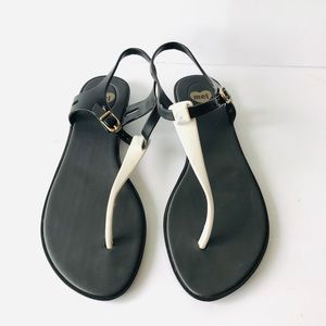 Melissa Yelly sandals size 8